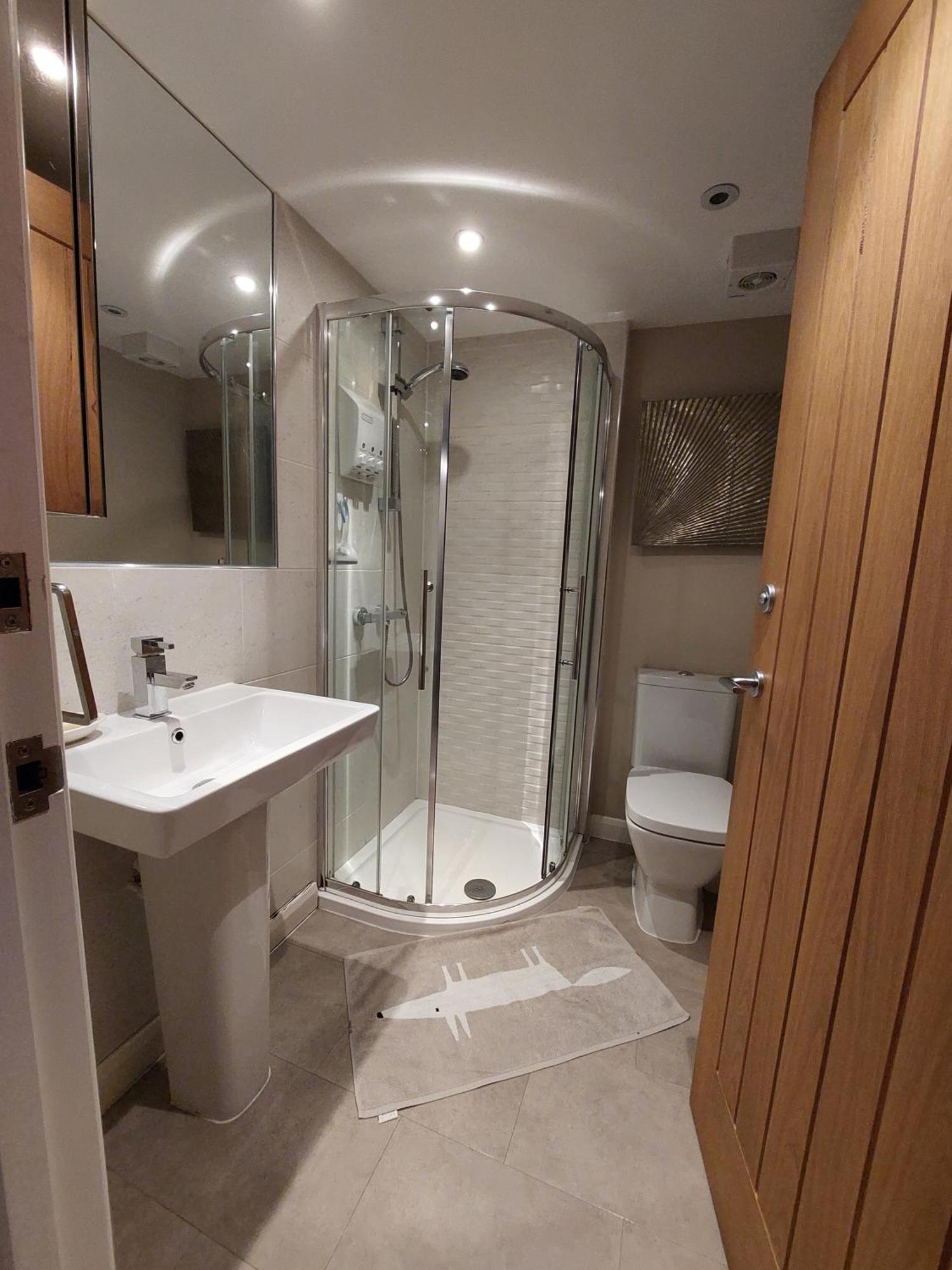 Old Brewery Home With Pool And Gym Access Oakhill Luaran gambar